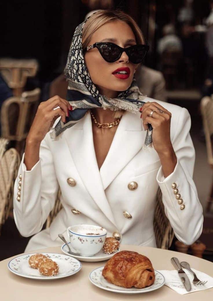 استفاده از شال و روسری در استایل روزانه